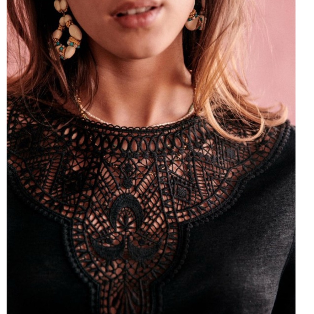 Sezane Issa Black linen Top